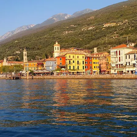 Διαμέρισμα Holzi *