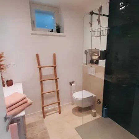 Holzi Apartman Brenzone sul Garda
