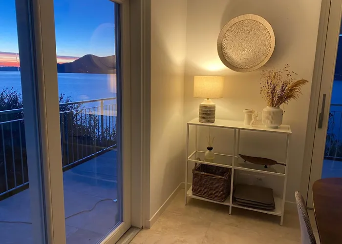 Διαμέρισμα Holzi